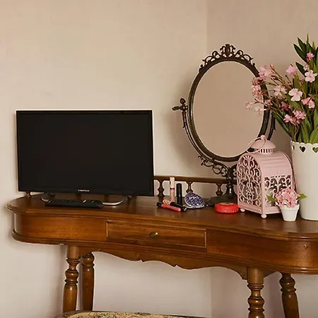 Gli Oleandri Bed & Breakfast